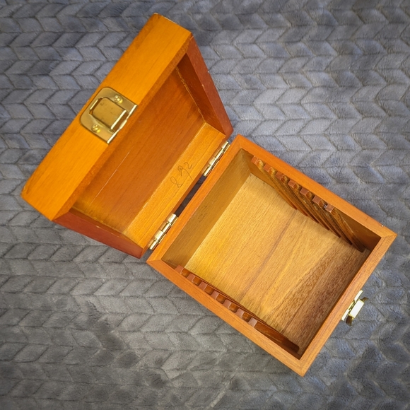 SOLD🔪😳Dexter blood spatter Coasters 💢 set of 6 collector's item - Picture 5 of 12